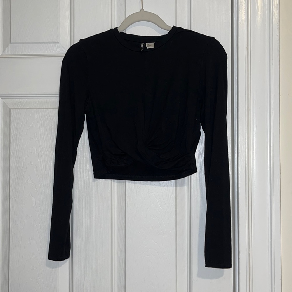 H&M long sleeve cropped top
